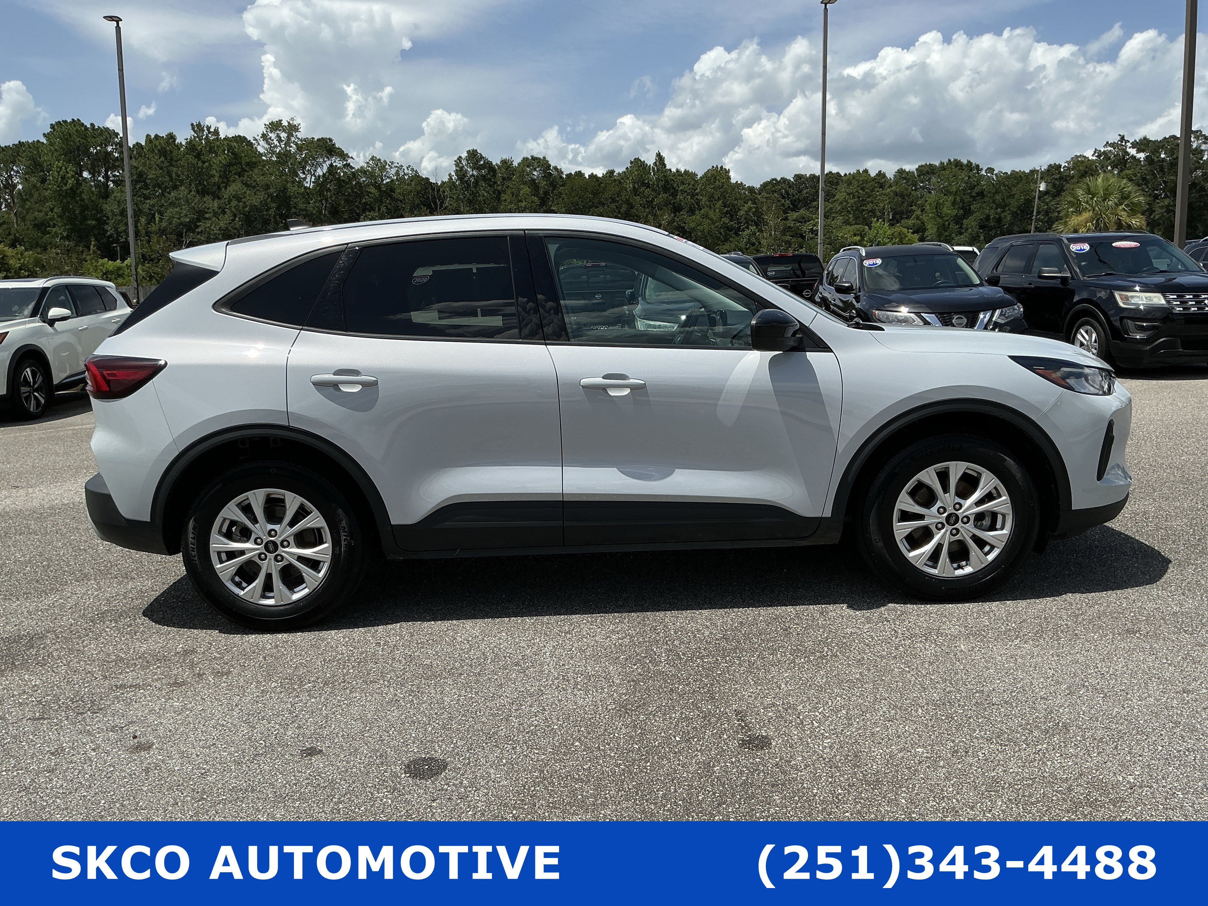 Used 2025 Ford Escape Active FWD image 6