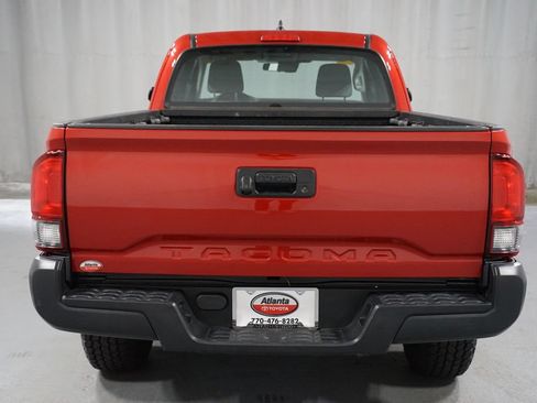 Used 2018 Toyota Tacoma SR RWD image 7