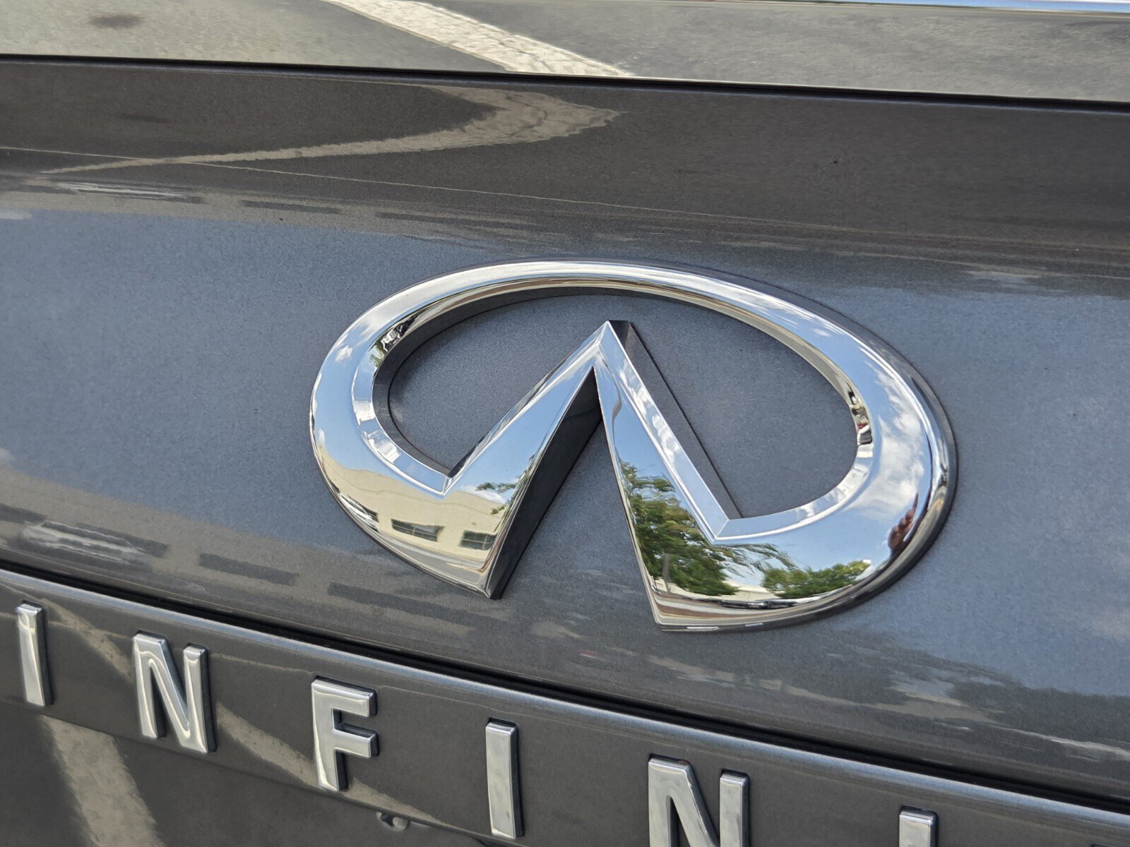 Used 2023 INFINITI QX50 Luxe FWD image 32