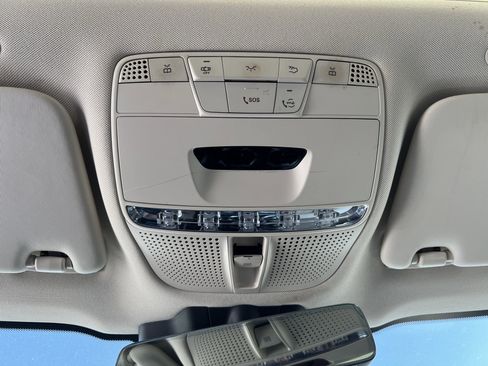 Certified 2021 Mercedes-Benz GLC 300 image 28