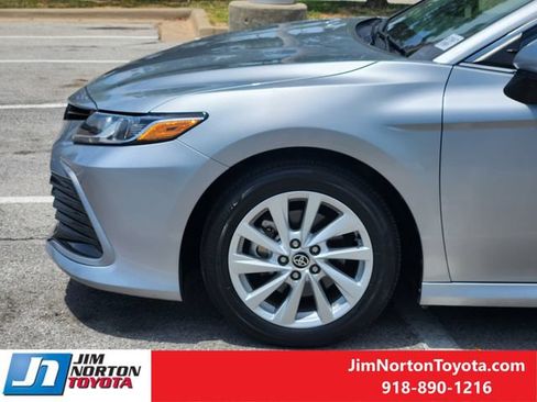 Used 2024 Toyota Camry LE FWD image 8