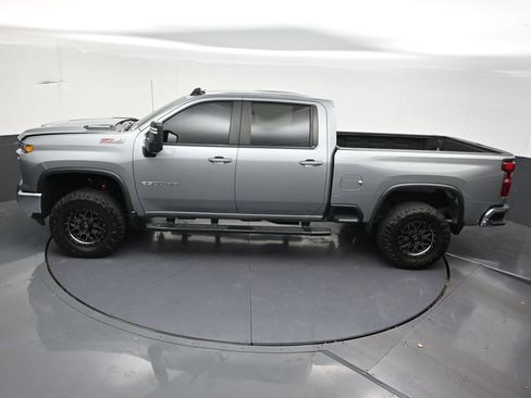 Used 2025 Chevrolet Silverado 2500 LT AWD/4WD image 21