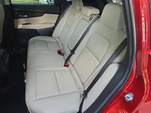 Used 2025 Nissan Murano SL AWD/4WD image 16