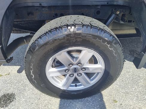 Used 2021 Ford F150 XLT AWD/4WD image 19
