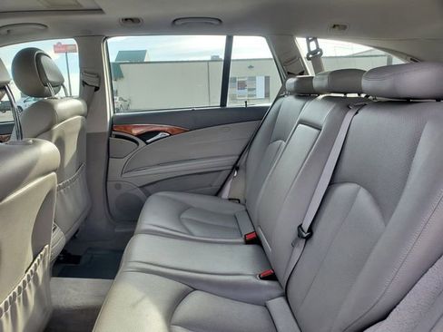 Used 2006 Mercedes-Benz E 350 4MATIC Wagon image 24