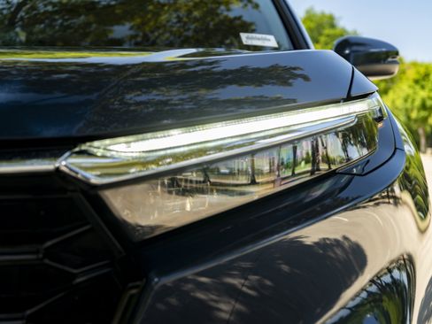 Used 2024 Honda CR-V EX image 11