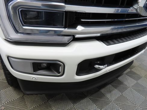 Used 2024 Ford F350 Limited w/ FX4 Off-Road Package image 58