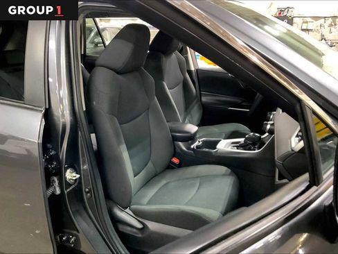 Used 2023 Toyota RAV4 LE image 8