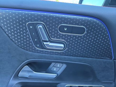 Certified 2025 Mercedes-Benz GLB 35 AMG GLB 35 AMG image 11