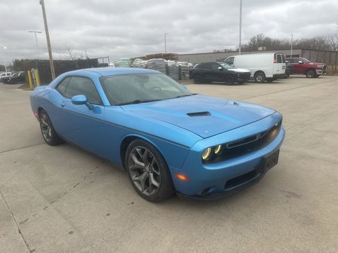 Used 2015 Dodge Challenger SXT Plus image 5
