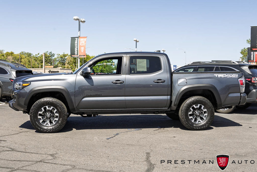 Used 2023 Toyota Tacoma TRD Off-Road w/ TRD Premium Off Road Package AWD/4WD image 19
