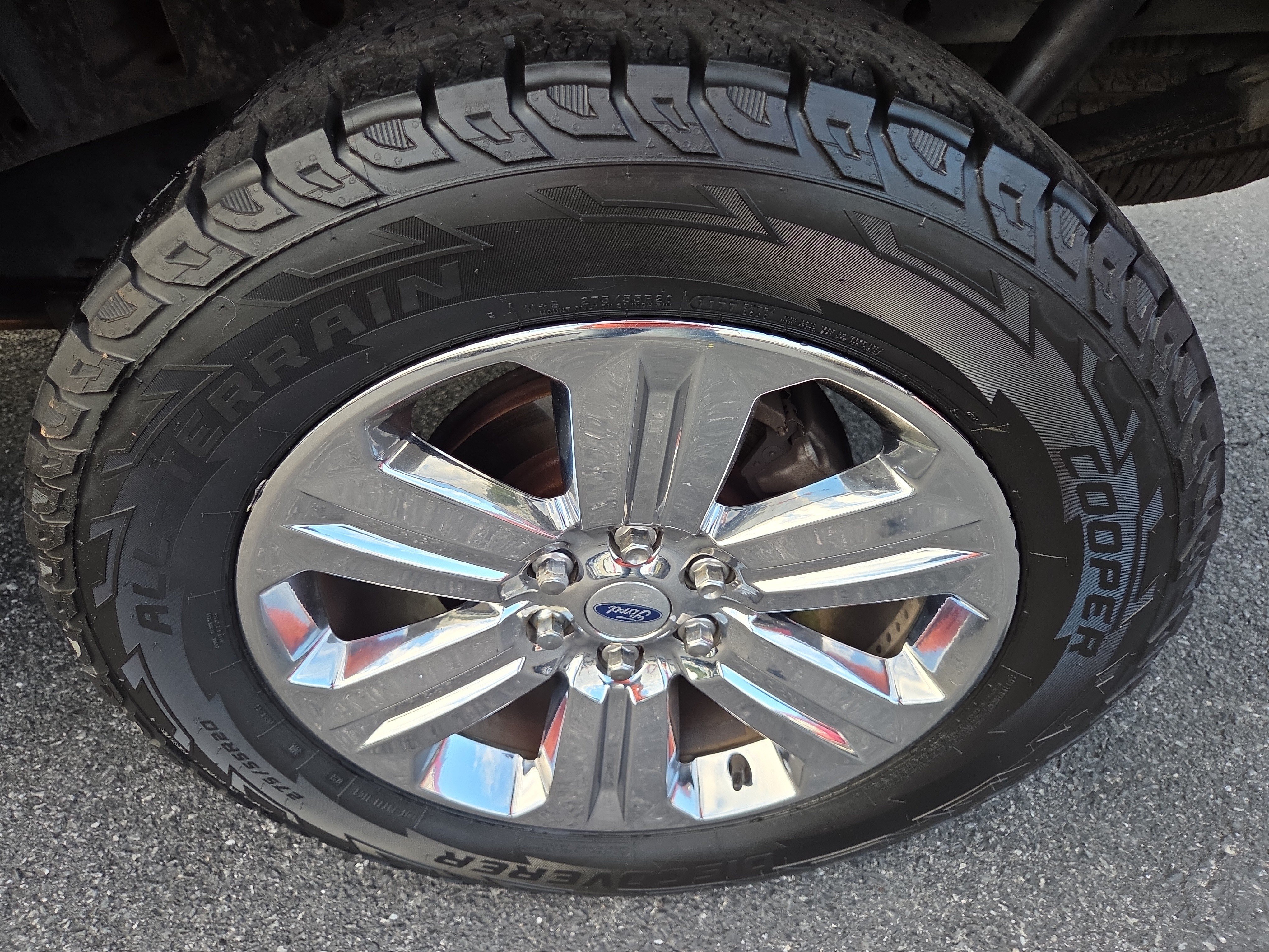 Used 2018 Ford F150 XLT w/ Equipment Group 302A Luxury AWD/4WD image 12