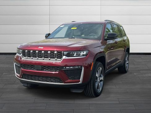 New 2026 Jeep Grand Cherokee L Limited AWD/4WD image 7