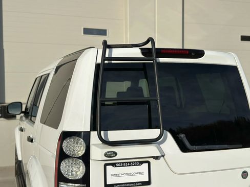 Used 2014 Land Rover LR4 HSE image 32