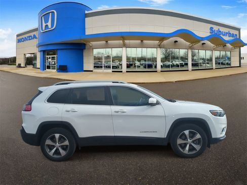 Used 2020 Jeep Cherokee Limited image 9