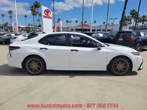 Used 2023 Toyota Camry SE w/ Protection Package (Q2) (TMS) FWD image 3