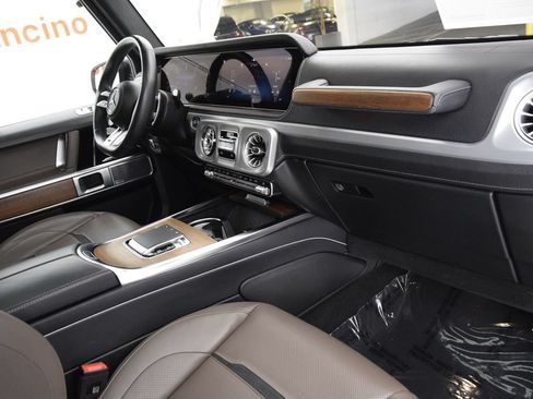 Certified 2025 Mercedes-Benz G 63 AMG 4MATIC image 15