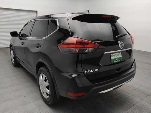 Used 2019 Nissan Rogue S AWD/4WD image 5