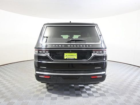 Used 2022 Jeep Grand Wagoneer Series II AWD/4WD image 5