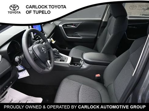 Used 2025 Toyota RAV4 XLE w/ Weather Package AWD/4WD image 12