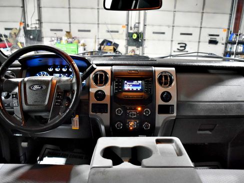 Used 2014 Ford F150 XLT w/ Equipment Group 302A Luxury image 38