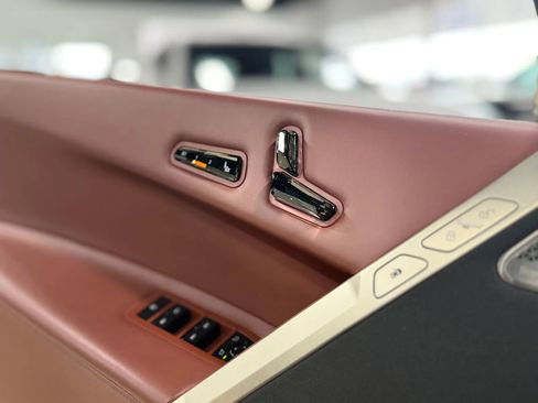 Used 2023 BMW iX M60 w/ Executive Package image 23