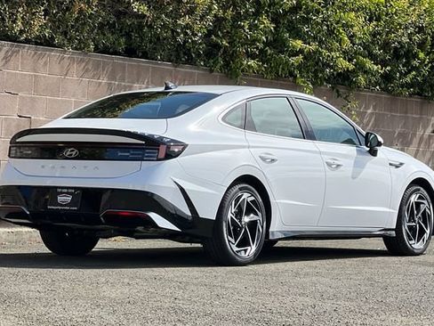 New 2026 Hyundai Sonata SEL FWD image 6