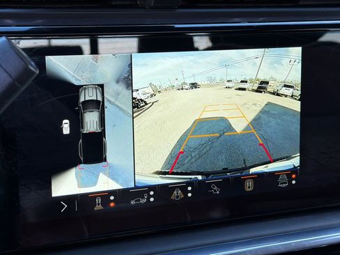 Used 2025 GMC Sierra 3500 Denali Ultimate image 34