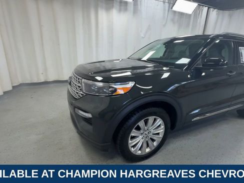 Used 2023 Ford Explorer Limited w/ Limited Technology Package image 5