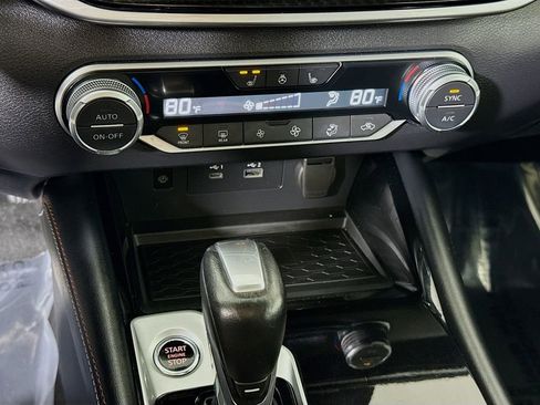 Certified 2023 Nissan Altima 2.0 SR FWD image 8