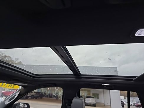 Certified 2021 Chevrolet Tahoe High Country image 13