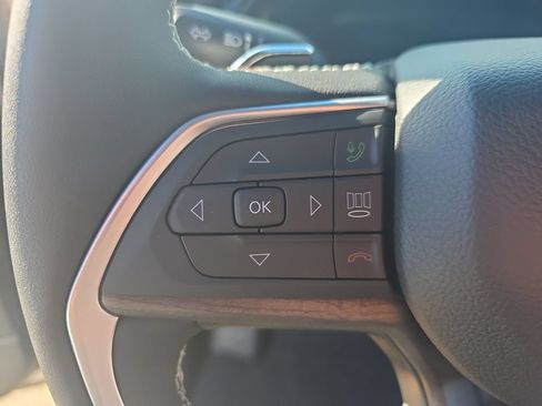 New 2026 Jeep Grand Cherokee L 4WD image 19
