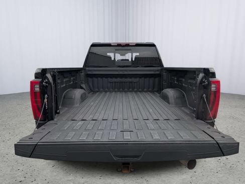 Used 2024 GMC Sierra 2500 Denali w/ Denali Reserve Package image 13