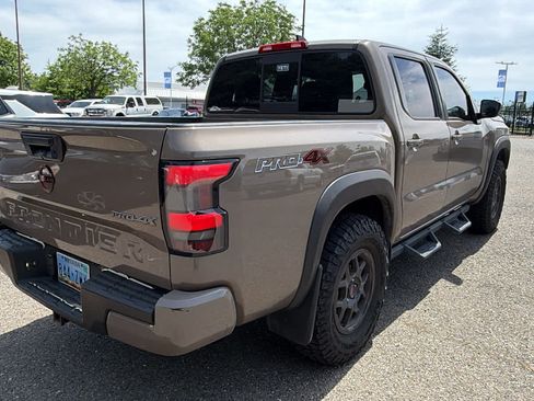 Used 2022 Nissan Frontier PRO-4X w/ Off-Road Protection Package AWD/4WD image 5