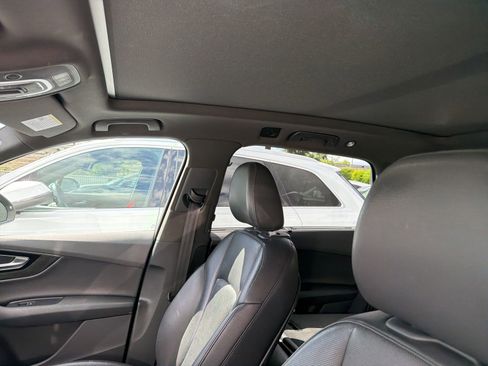 Used 2019 Audi Q7 3.0T Prestige AWD/4WD image 8
