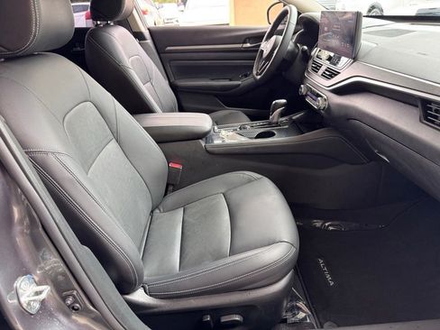 Used 2023 Nissan Altima 2.5 SL FWD image 18