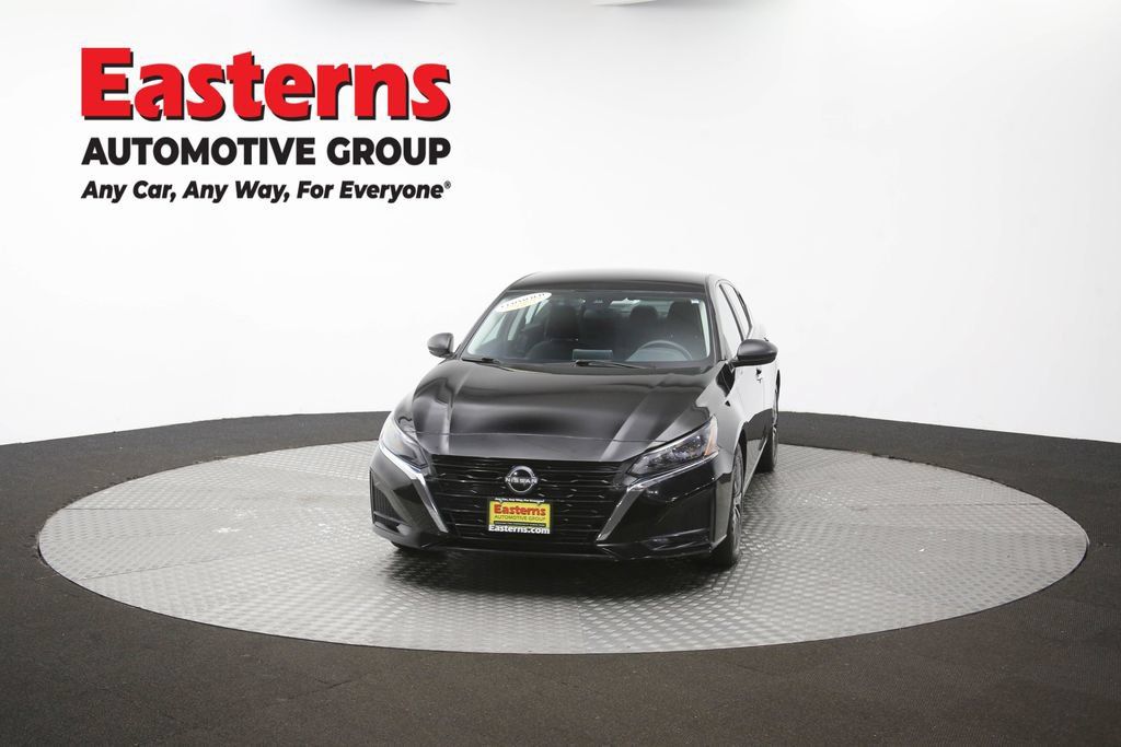 Used 2025 Nissan Altima 2.5 SV FWD image 53