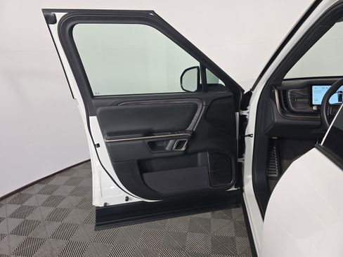 Used 2022 Rivian R1T Launch Edition AWD/4WD image 16