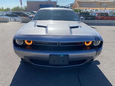 Used 2018 Dodge Challenger R/T RWD image 2