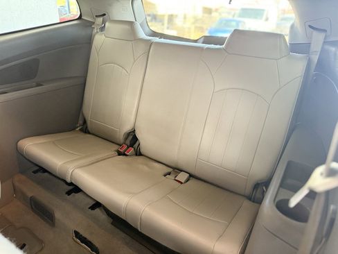 Used 2015 Chevrolet Traverse LTZ image 21