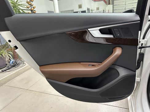 Used 2019 Audi A4 2.0T Premium w/ Convenience Package image 12