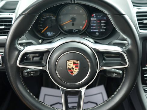 Used 2016 Porsche Cayman GT4 w/ Sport Chrono Package RWD image 18