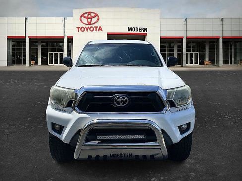 Used 2015 Toyota Tacoma 4x4 Double Cab w/ SR5 Package image 3