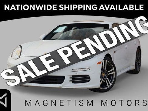 Used 2015 Porsche Panamera 4 AWD/4WD image 1