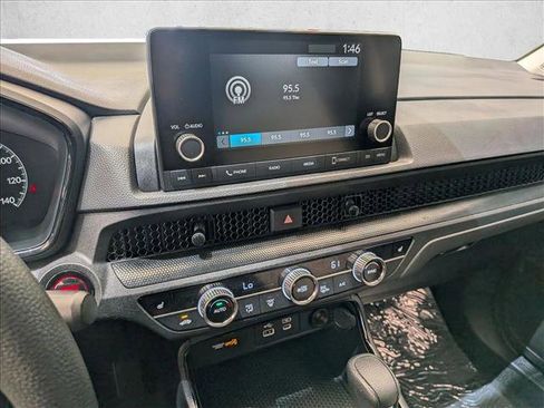 Used 2025 Honda CR-V EX image 19