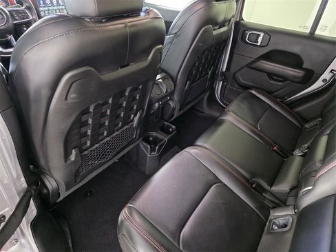 Used 2020 Jeep Gladiator Rubicon image 16