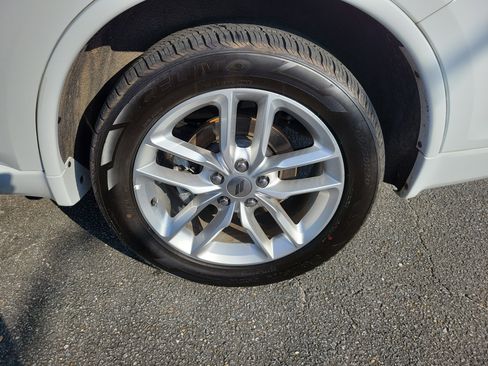 Used 2023 Dodge Durango GT image 8