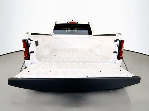 New 2026 RAM 1500 4x4 Crew Cab image 25