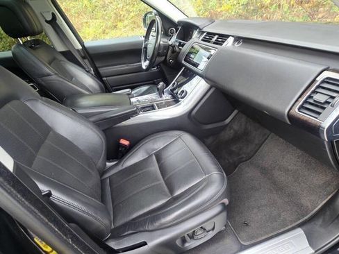 Used 2018 Land Rover Range Rover Sport HSE image 14