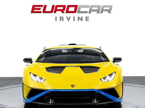 Used 2022 Lamborghini Huracan STO RWD image 8
